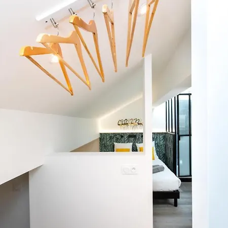 Apartment Duplex : 300m, Clim, Netflix