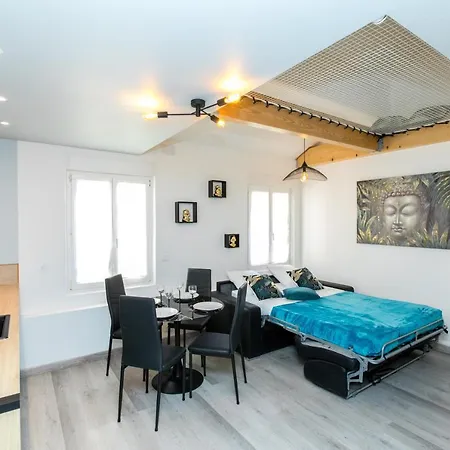 Apartment Duplex : 300m, Clim, Netflix *