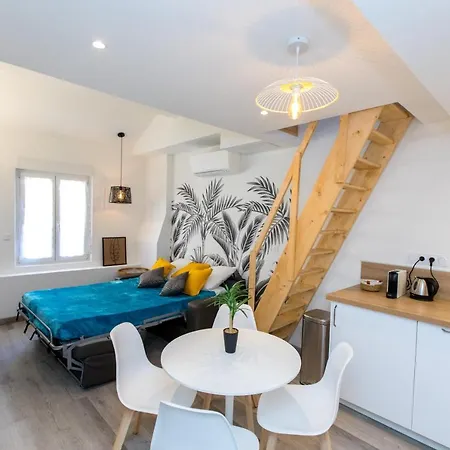 Apartment Duplex : 300m, Clim, Netflix