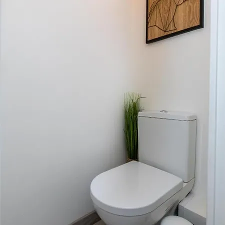 Duplex : 300m, Clim, Netflix