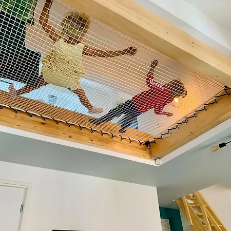 Duplex : 300m, Clim, Netflix شقة *